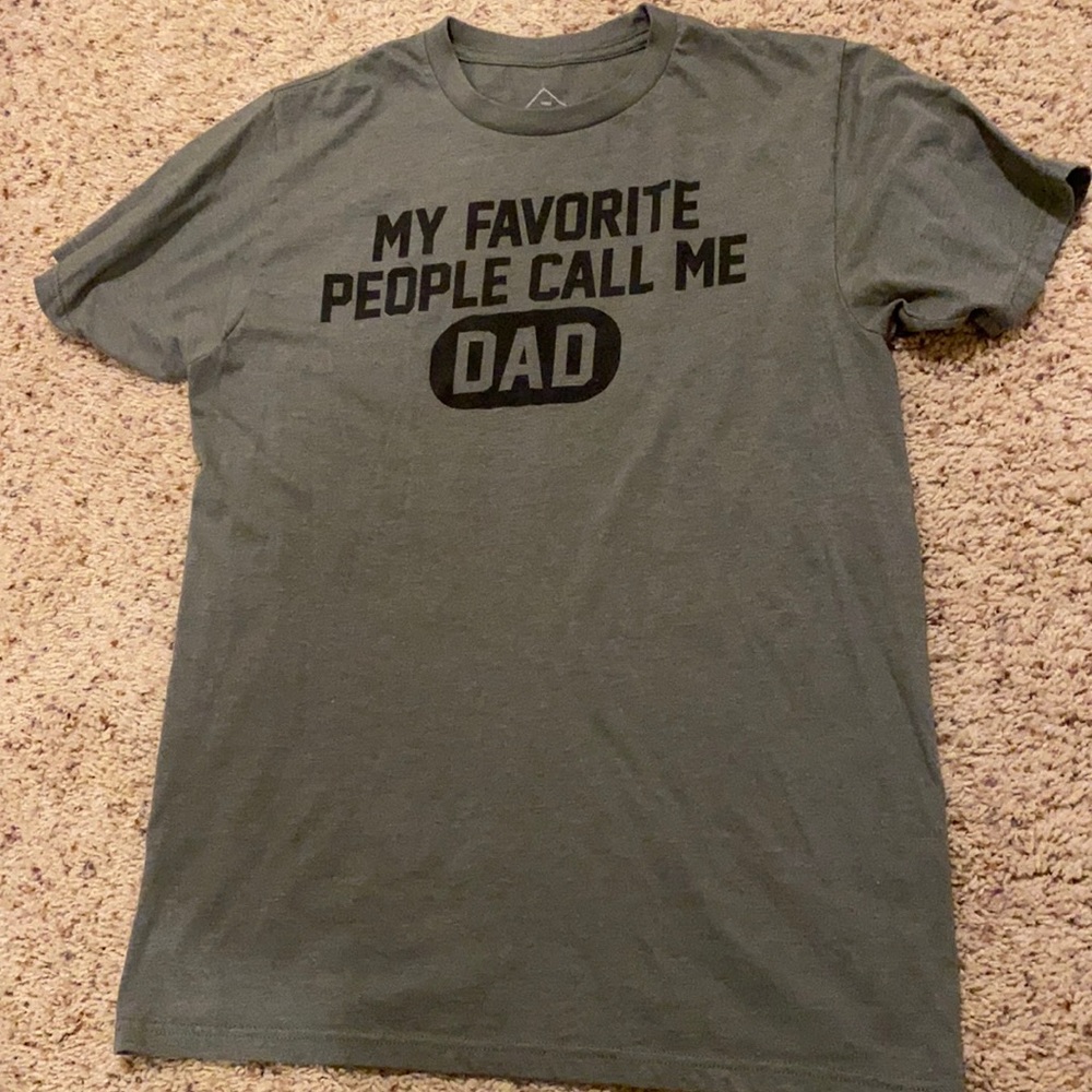 NEW super soft olive green “Dad” short-sleeved tee